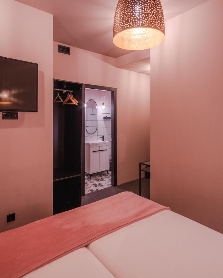 Hografic Hotel บาเลนเซีย ภายนอก รูปภาพ